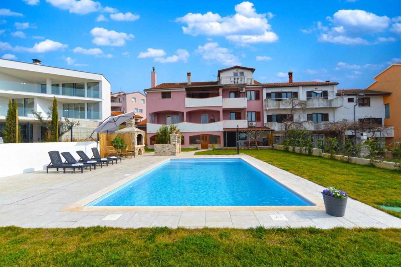 Apartments Violete 742 Pula Exteriér fotografie